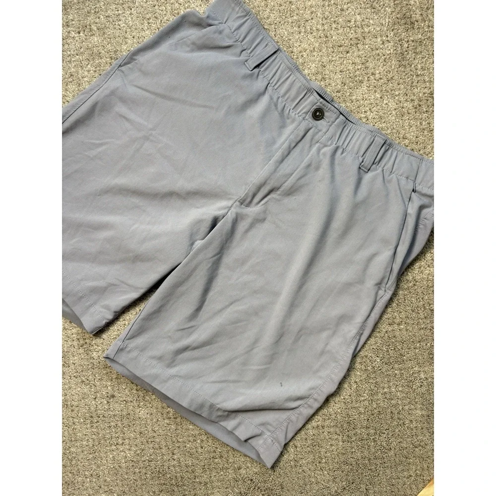 Under Armour Golf Shorts‎ Mens Size 34 Gray Solid Stretch Heat Gear Light